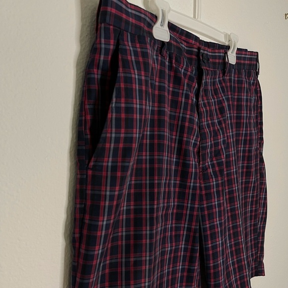 PGA Tour men golf plaid shorts - Picture 3 of 9